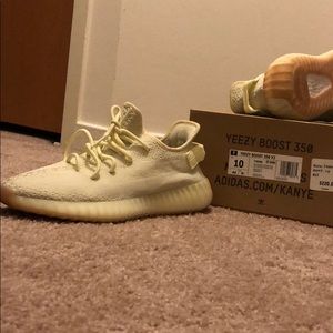 Yeezy 350 v2 Butter